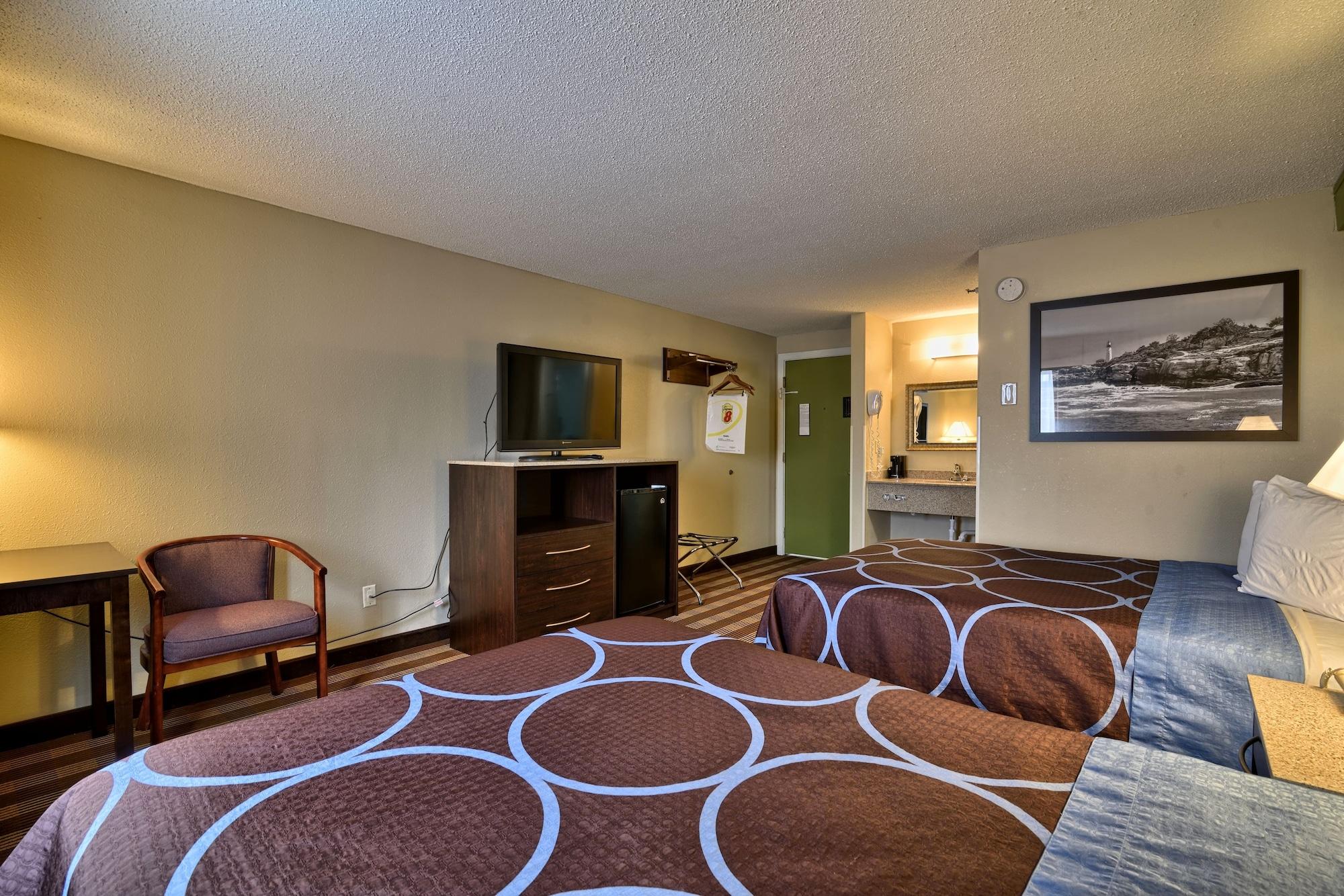 Super 8 By Wyndham Bangor Exterior foto