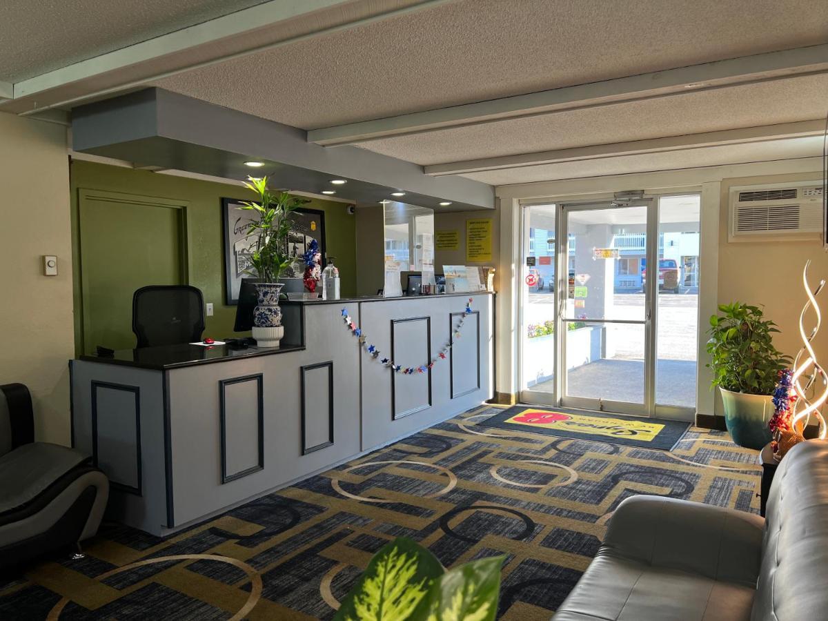 Super 8 By Wyndham Bangor Exterior foto