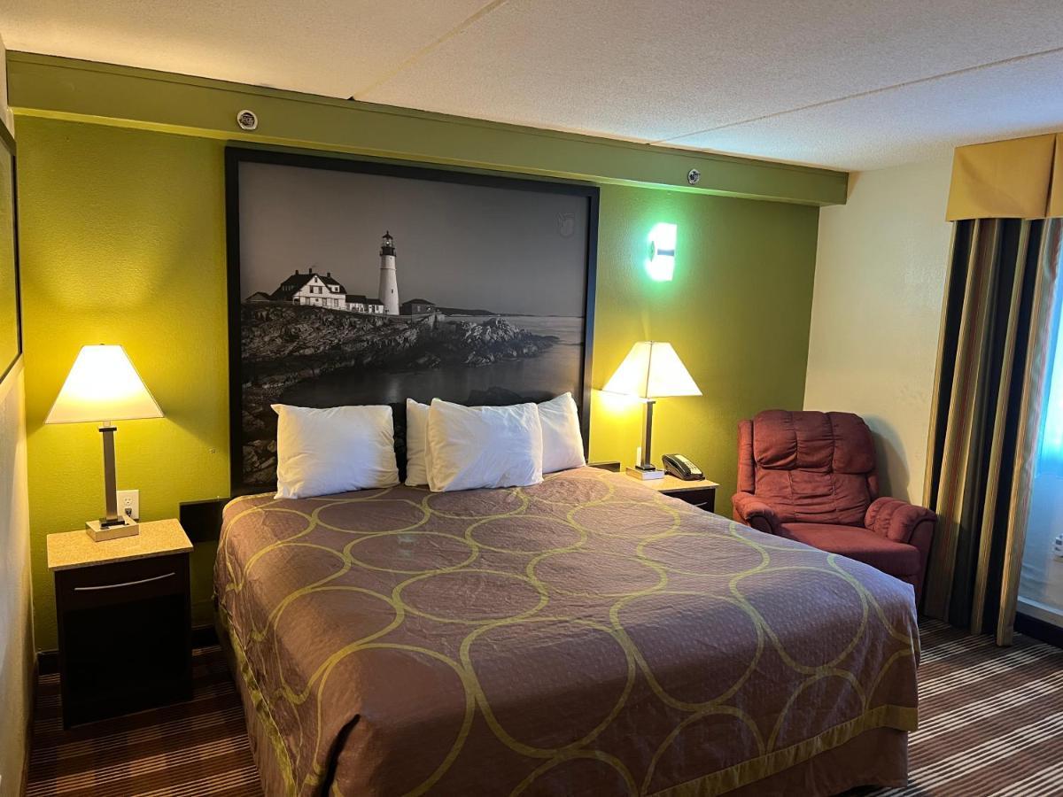 Super 8 By Wyndham Bangor Exterior foto