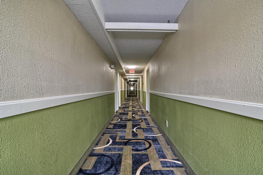 Super 8 By Wyndham Bangor Exterior foto